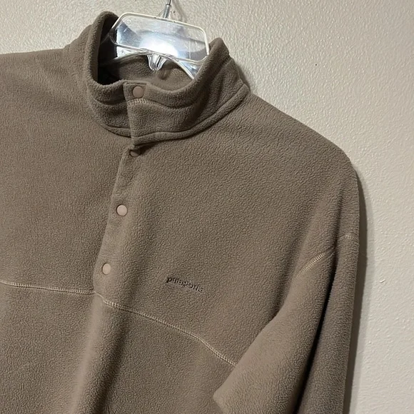 SOLD - Vintage Patagonia Fleece Pullover - Picture 2 of 9